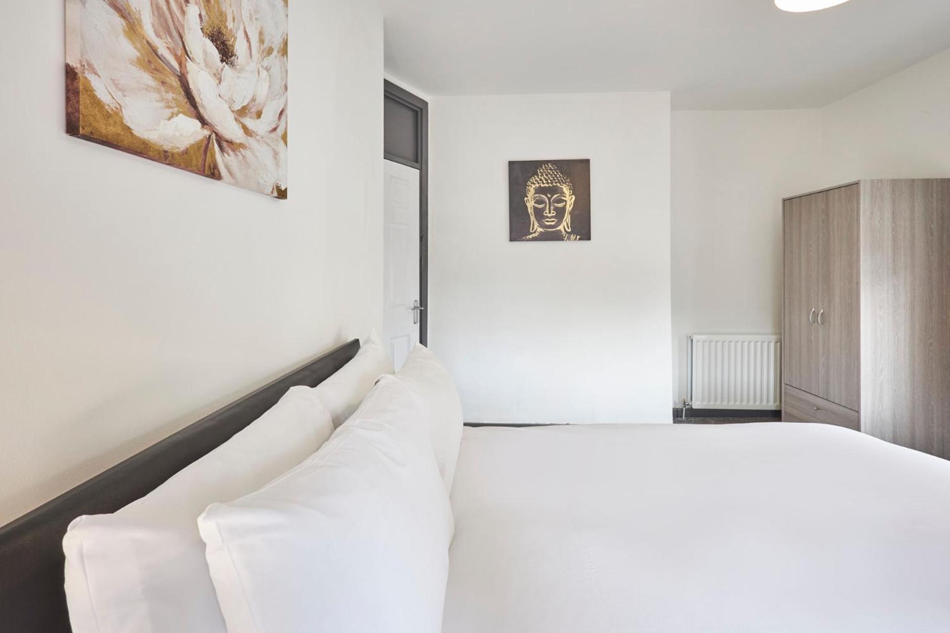 Host & Stay - Clarendon Apartments Редкар Екстер'єр фото