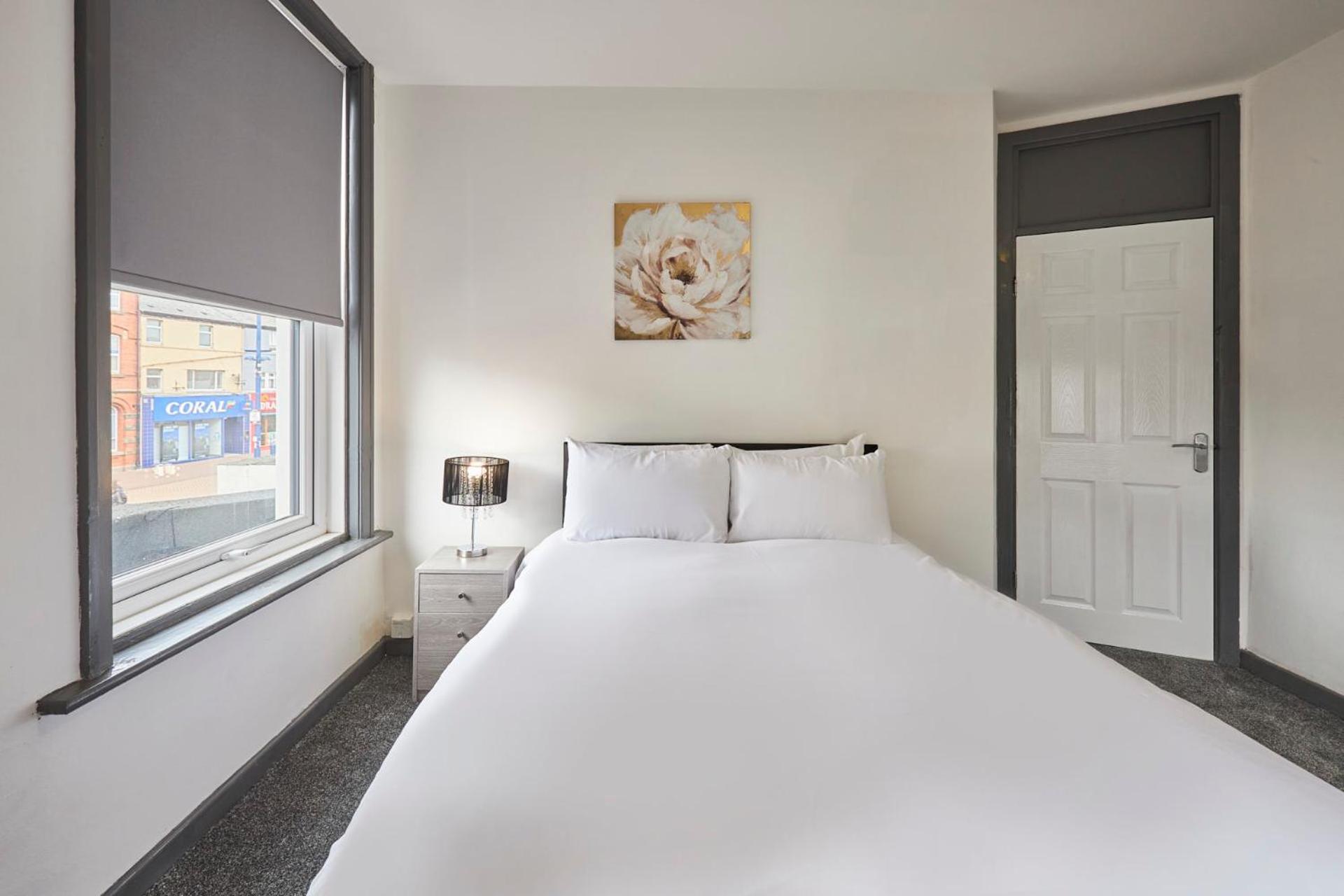 Host & Stay - Clarendon Apartments Редкар Екстер'єр фото